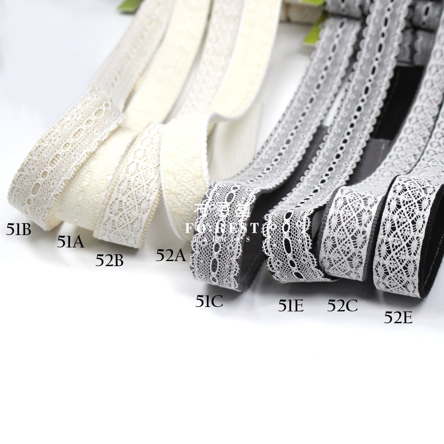 2.5Cm Lace Webbing Tape 蕾絲織帶 - 50Cm Bias