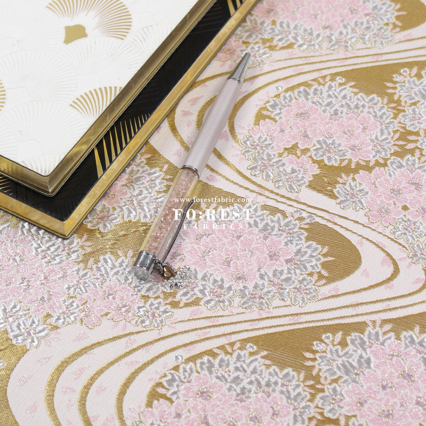 Gold Brocade - Flowing sakura fabric GoldPink