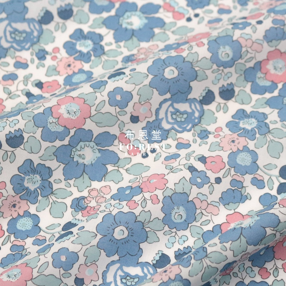 Liberty Of London (Cotton Tana Lawn Fabric) - Betsy PastelBlue – FO ...